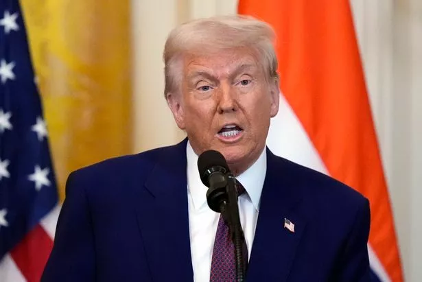唐纳德·特朗普将出卖乌克兰的7个关键警告信号,因为他对弗拉基米尔·普京唯命是是