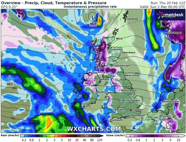 英国降雪地图显示,在一周内,只有两个地区将遭遇“每小时5厘米”的暴雪