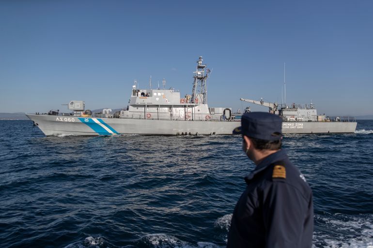 希腊海岸船只相撞，至少8名移民溺水