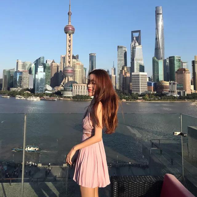 “我见过很多名人，你可能会惊讶谁是最好的。”