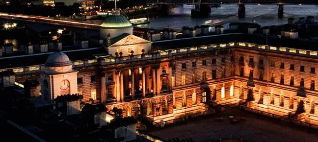 德本汉姆（Debenhams）分享了其是否将重新开放英国高街门店的最新消息