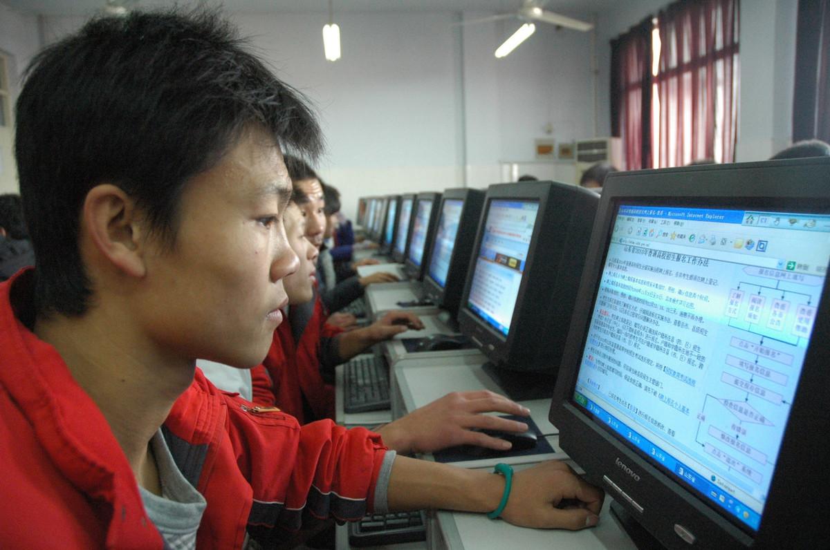 高考志愿填报时间多地公布，考生需早做准备，科学规划未来