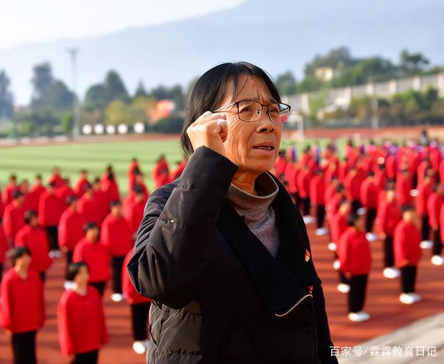 高考首日，张桂梅的小喇叭再次响起，激励万千学子追梦前行