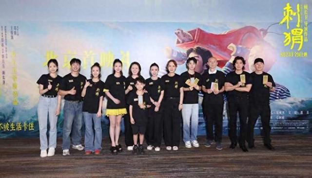 五胞胎并肩作战，共赴高考的非凡之旅