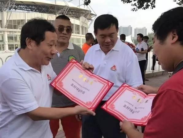听听青年的网络文明关键词