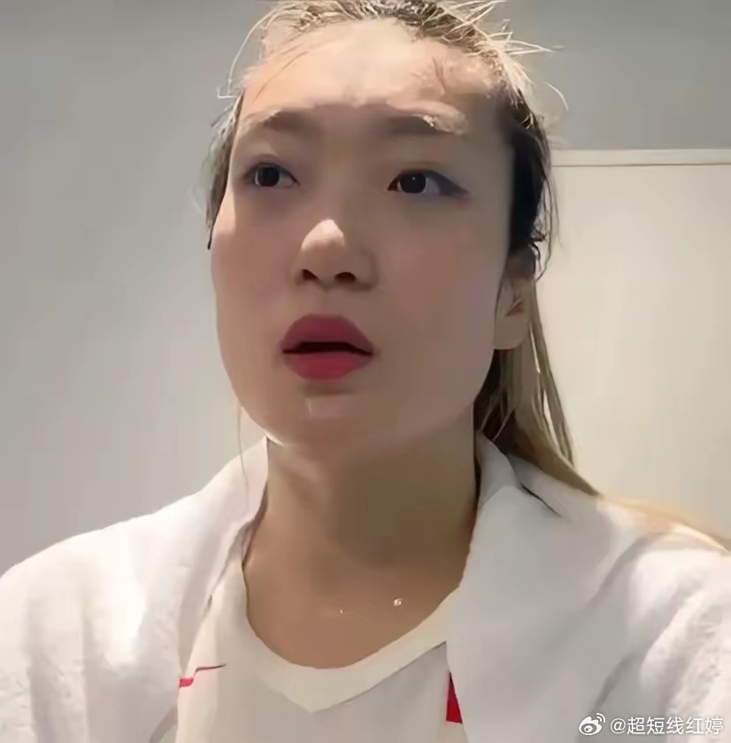 李梦，以一封公开信回应缺席亚洲杯，展现职业精神与个人抉择的平衡