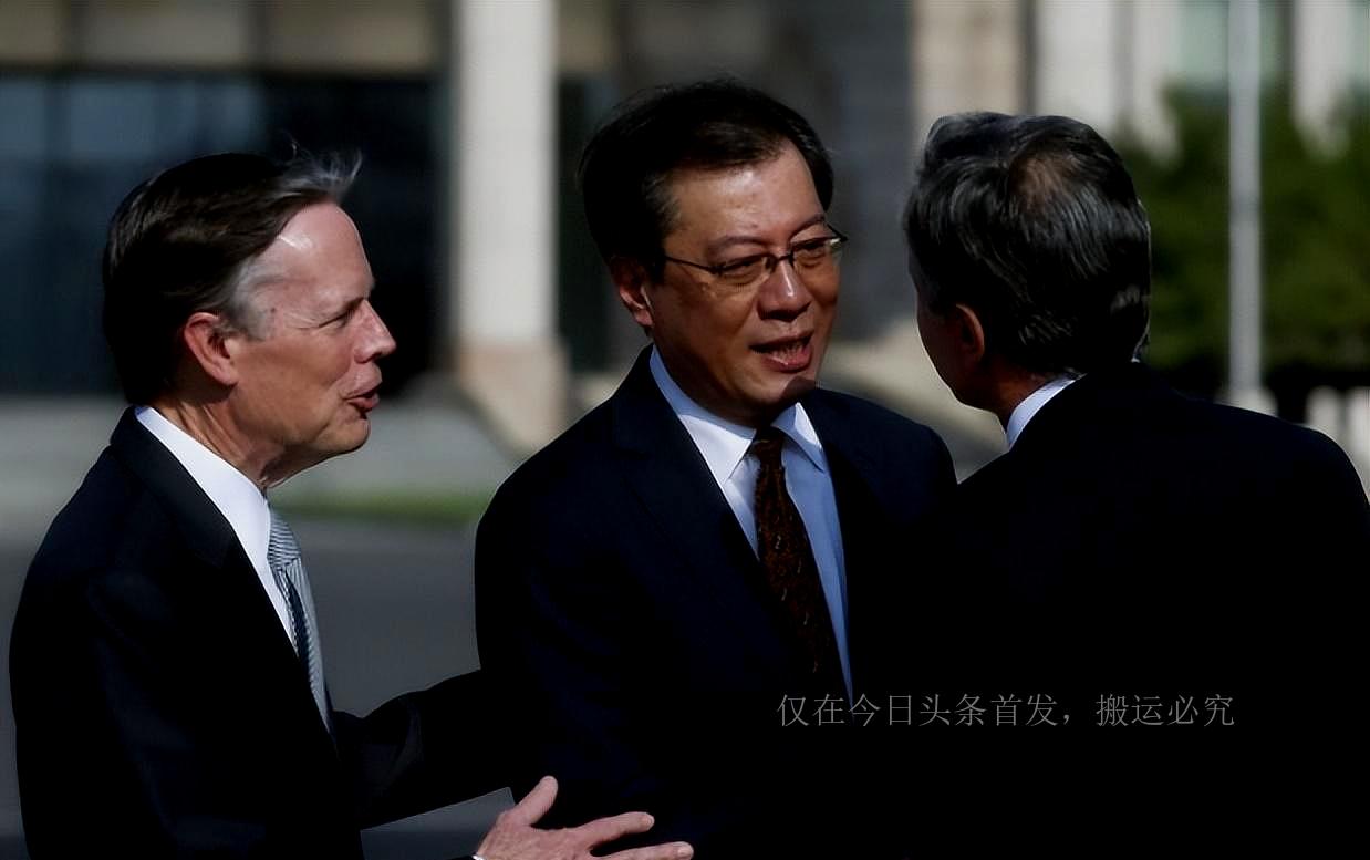 解放军24小时派出46架战机，外交部权威回应与战略意图解析