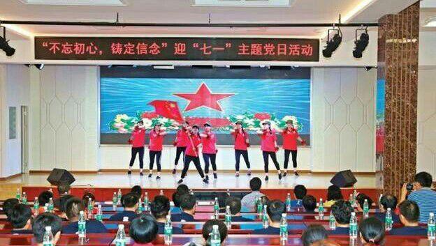 徐州队逆袭取胜，2-1力克泰州队—苏超最新排名出炉引热议
