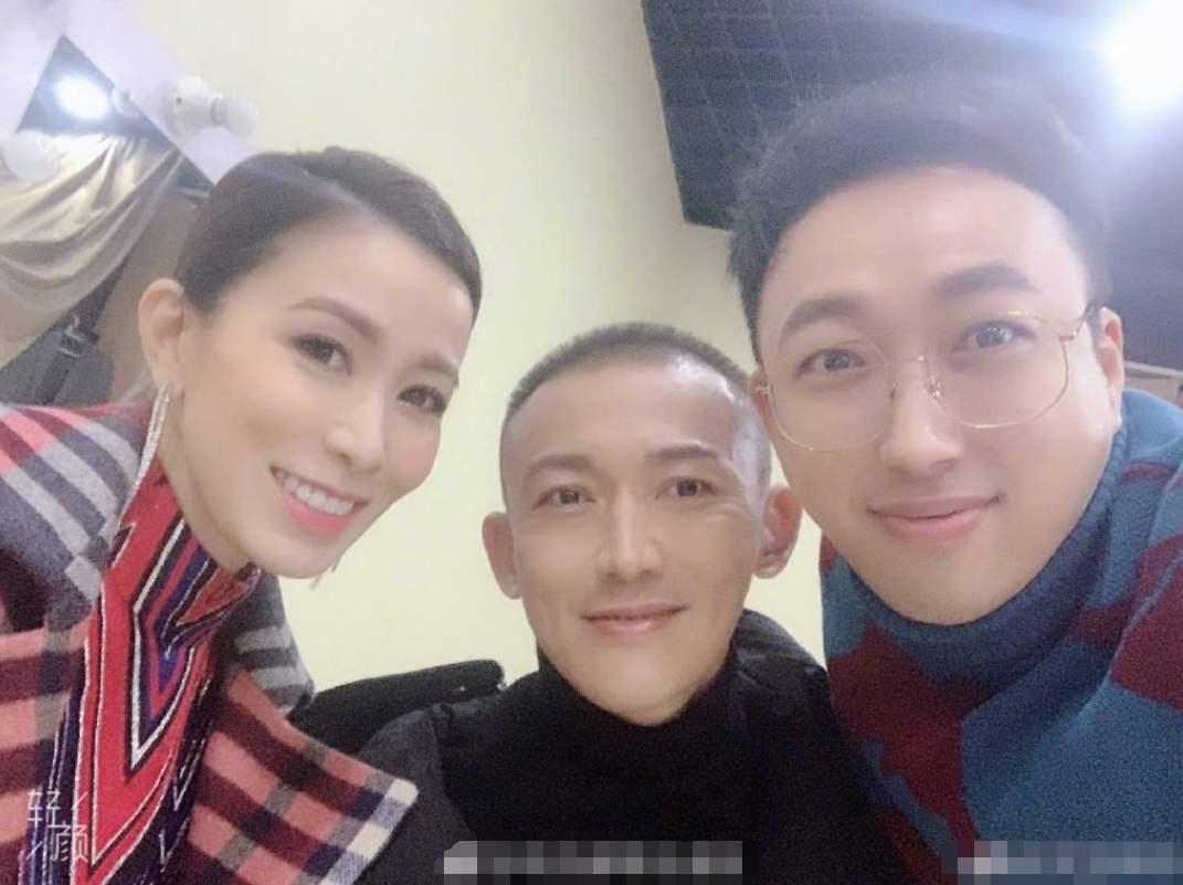 于正，美颜P图背后的艺术与争议—一次对过度美化现象的反思