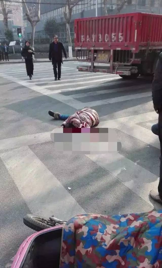 母女包车游意外坠河，两死五失联—一场悲剧的背后